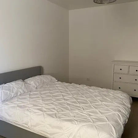 L'orthographe Апартаменты *